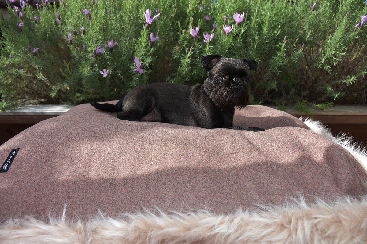 Light Blush Long Pile Faux Fur Bed