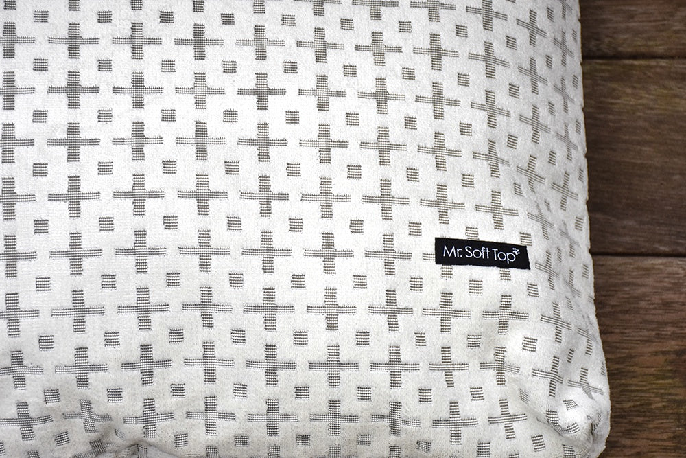 Luxurious Cream Cross 100% Bamboo Bed